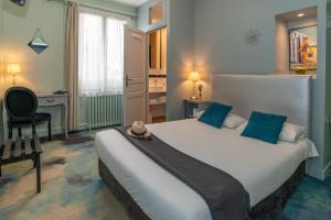 Hotels The Originals Boutique, Hotel Victoria, Chatelaillon-Plage : photos des chambres