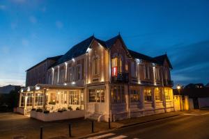 Hotels The Originals Boutique, Hotel Victoria, Chatelaillon-Plage : photos des chambres