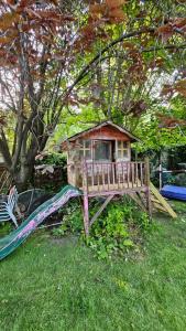 Hampstead summer time garden Appartment