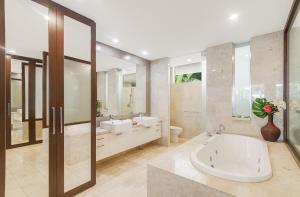 228 Santai- Pool View Studio Apartment by uHoliday