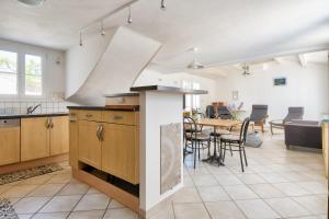 Maisons de vacances 500 m de la plage - Maison pour 6 - Terrasse : photos des chambres