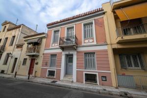 Acropolis Neoclassic Elegance