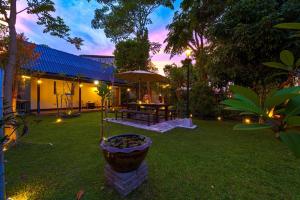 Fantastic Resort in close Location to Town - BS88