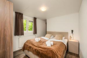 Forest lodge with enclosed garden I 4 people copy