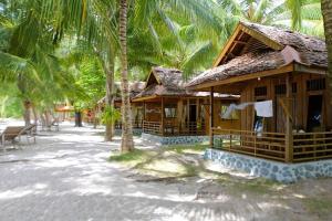 Fadhila cottage and dive resort