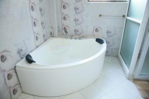 Sea-View Holiday Home With Swimming pool