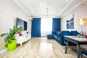 Luxury for business & pleasure Royal 3