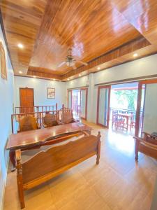 Luangprabang Singharat Place 2