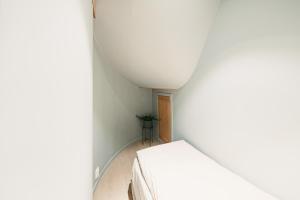 Spacious & Cozy Studio Apartment