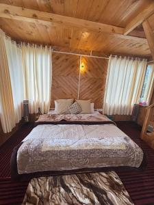 The ISISINGA - A Forest Retreat In Mountains