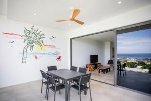 Sunset and Sea Views - Two Bed Apt Central Tamarin