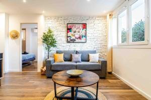 Cassis le Marignan- rdc - garage - classé 3 étoiles