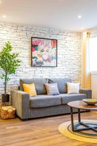 Cassis le Marignan- rdc - garage - classé 3 étoiles