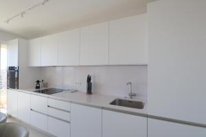 Luxury 2bedrms with SeaView CityCenter&Parking #4