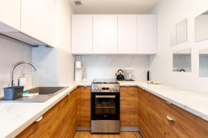 Przymorze Baltic Apartment by BookingHost