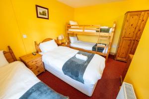 Aras Ghleann Cholm Cille