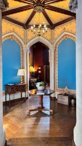 Uphill Manor Bed & Breakfast