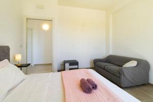 Hot tub, private parking, wifi, AC and BBQ