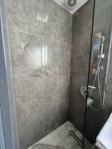 Studio beverly hills premium sheikh Zayed