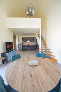 Evdokias Family Loft