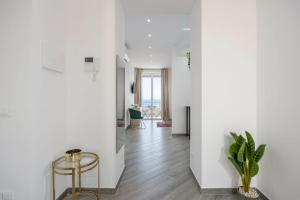 One-Bedroom Apartment with Sea View and Terrace