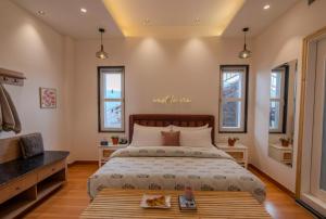 SaffronStays Casa Stella