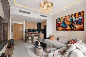 Dune Escape Stylish Poolside Courtyard Retreat