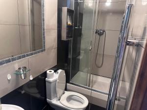 3B-10min City Airport Parking No Parties allowed