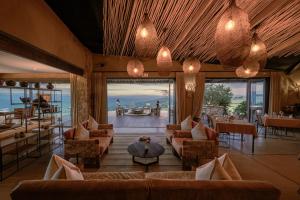 Zulu Rock Lodge - Babanango Game Reserve