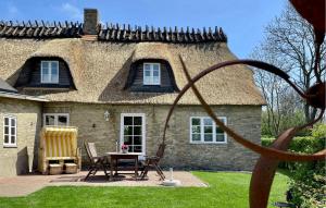 Nice Home In Tolk With Wifi