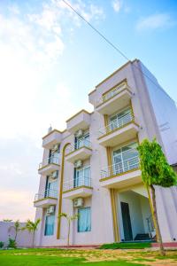 Vizata Hotel And Resort