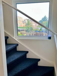 Entire House Next to Metro Station