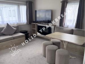 3 bedroom Static Home by White Horse, Seal Bay