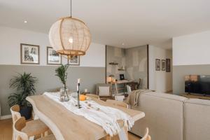 Pescaia - 2 bedrooms and 2 balconies in Alvalade