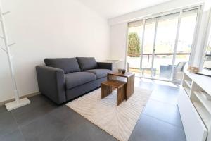 Appartements Magnifique Appartement, Piscine, Proche gare : photos des chambres