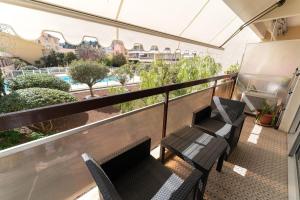 Appartements Magnifique Appartement, Piscine, Proche gare : photos des chambres