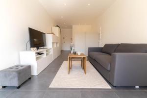 Appartements Magnifique Appartement, Piscine, Proche gare : photos des chambres