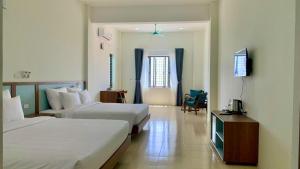 Farmer Community Hotel