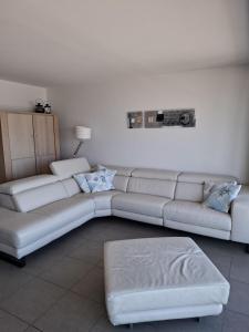 LUXURY APP, frontal sea View + south terrace + garage