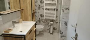 Appartement cosy à Le Caylar 38m² avec parking