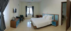 Farmer Community Hotel