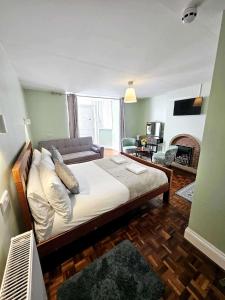 Sleep 6 Seaside Escape - Ev22kwh Self Check-in