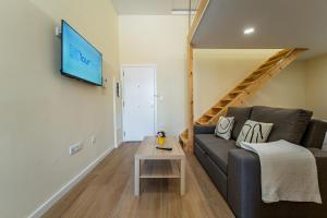 Close to Everything Your Oporto Terrace PRM 1T