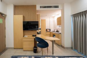 AR Suites KLJ Square