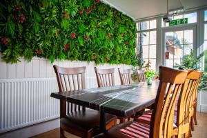 Pine Lodge Hotel & Restaurant Mansfield