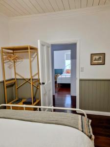 Mayfield House Collie