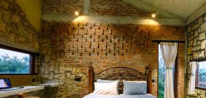 La Rocca An Bang Beach