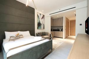 Livbnb - Stylish Studio in JVC, Near Parks and Shops