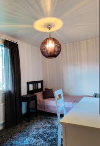 Spacious Downtown Apartment!
