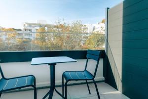Hotels Novotel Paris Suresnes Longchamp : Chambre Lit Queen-Size Exécutive avec Balcon 